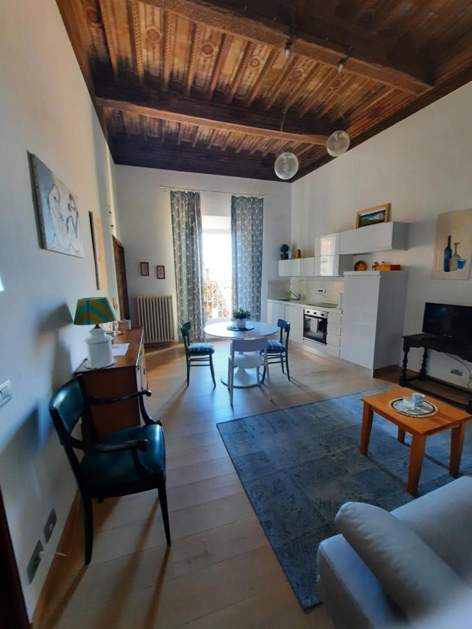 Appartamento In Palazzo Bucelli Montepulciano Stazione エクステリア 写真